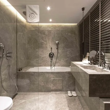 Noble22 Suites-special Category