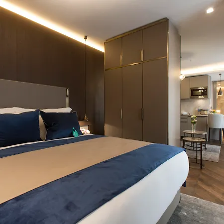 Noble22 Suites-special Category Aparthotel 3*